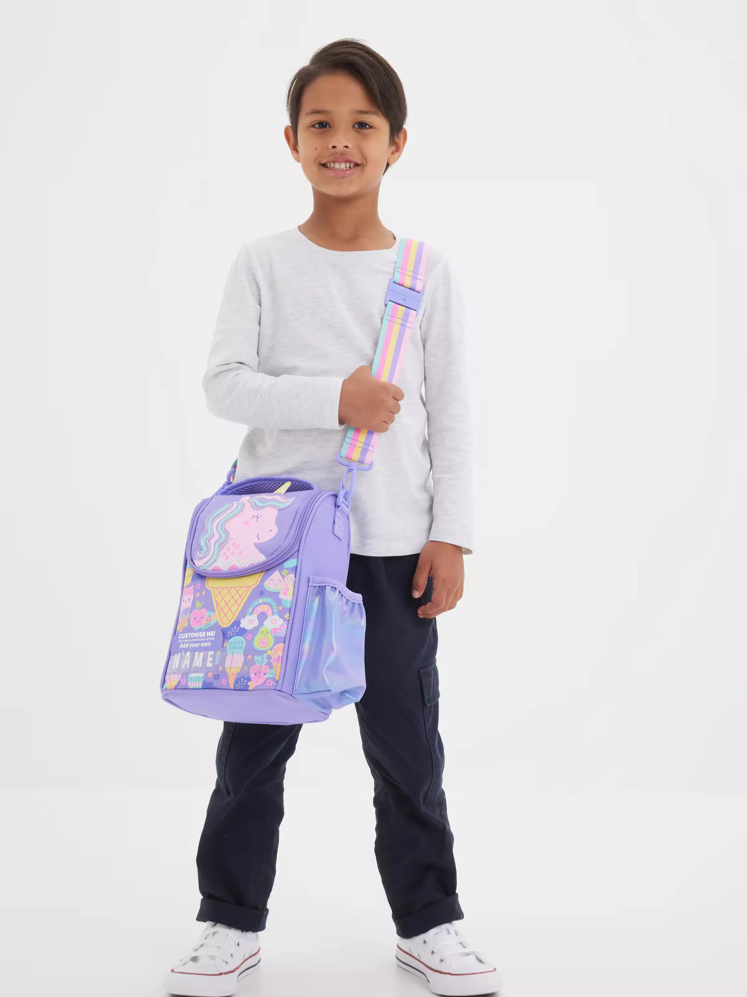 Smiggle - Tales Felices Bolsa de almuerzo y excursión preescolar con etiqueta de nombre