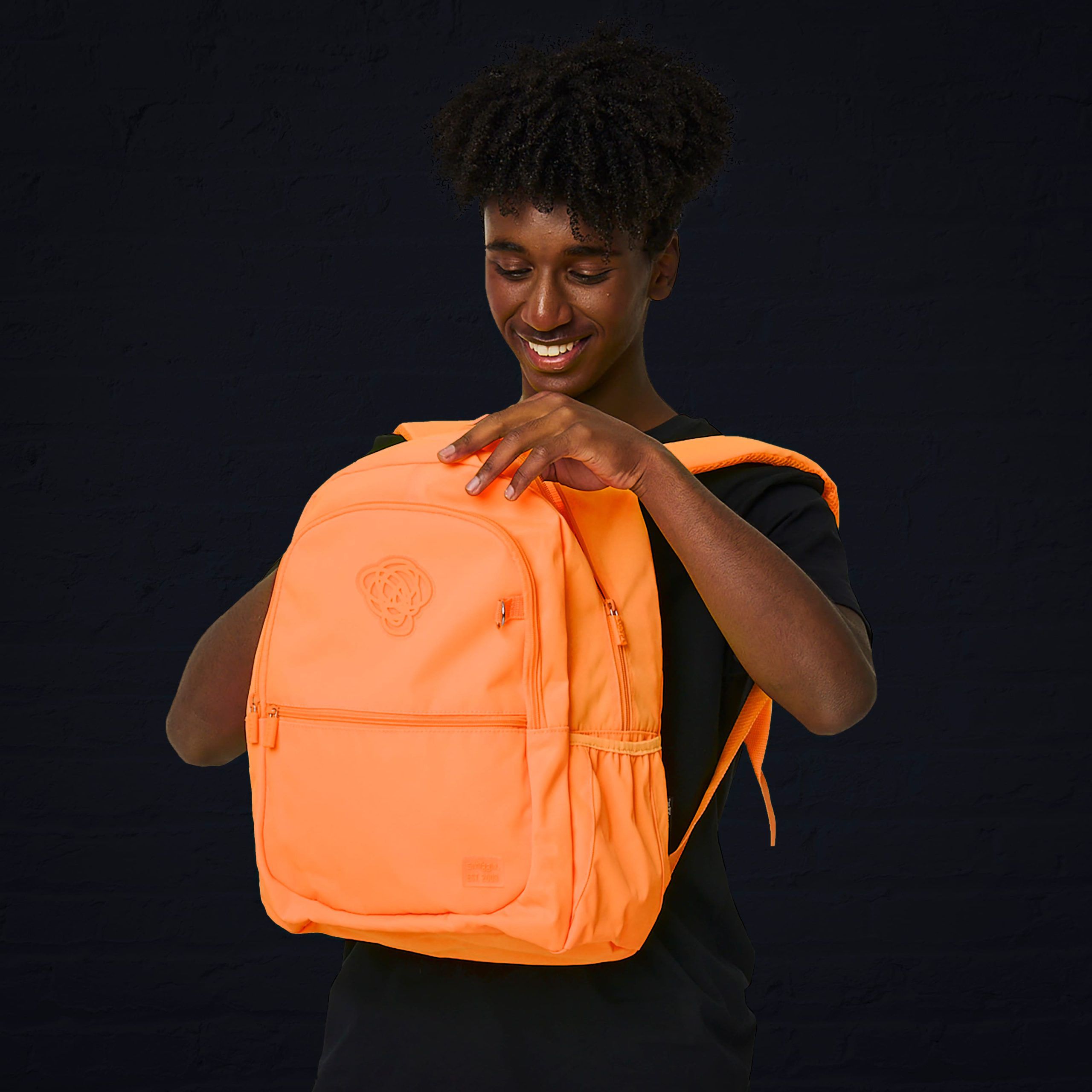 Smiggle - Mochila Clásica Neon