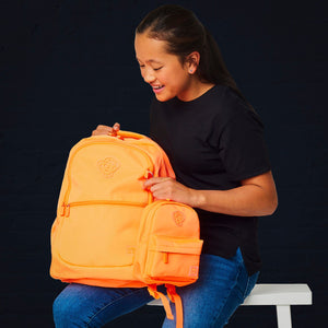 Smiggle - Mochila Clásica Neon