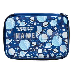 Smiggle - Estuche Rígido con Placa de Identificación