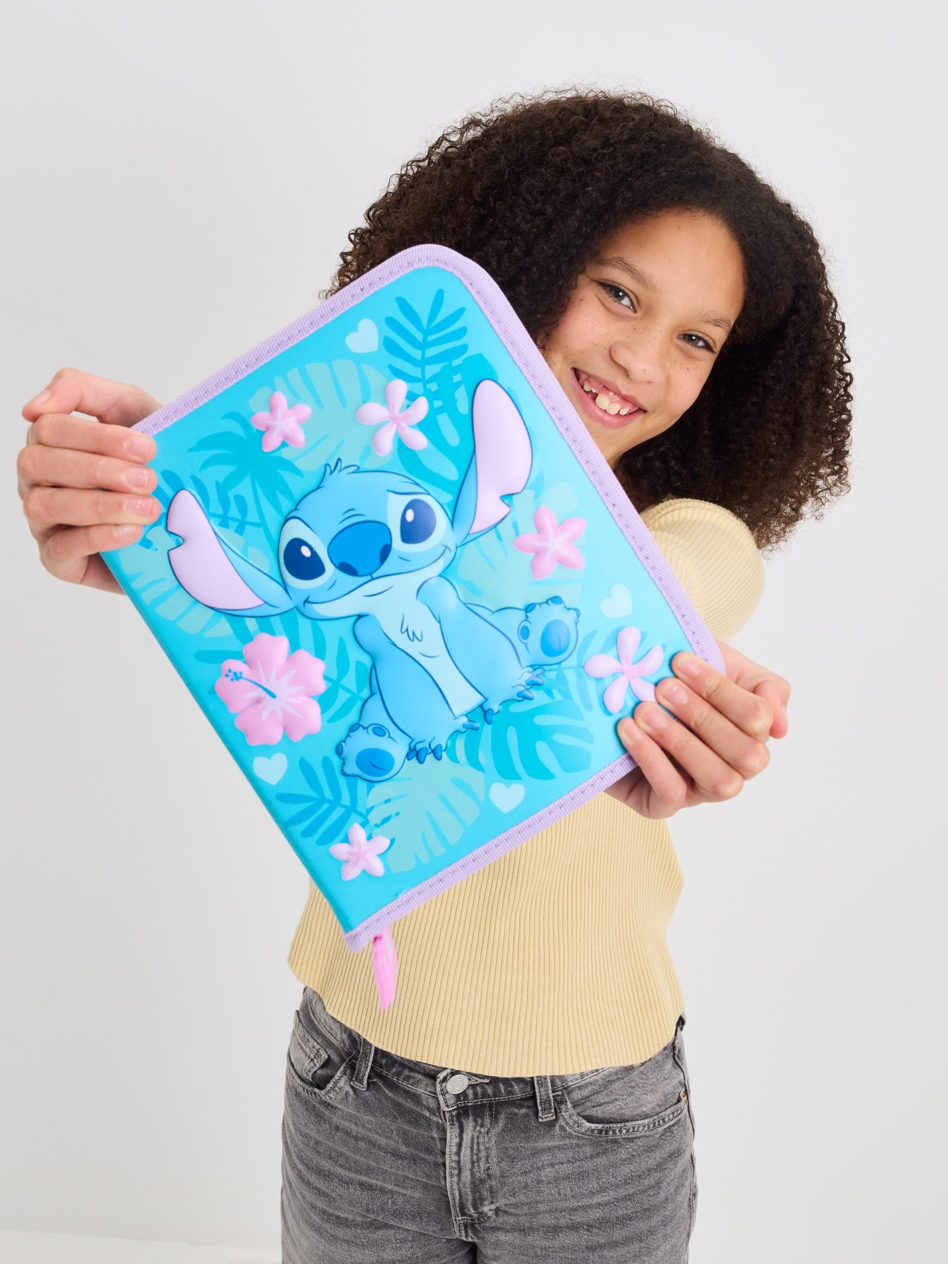 Smiggle - Set de papelería y estuche Stitch