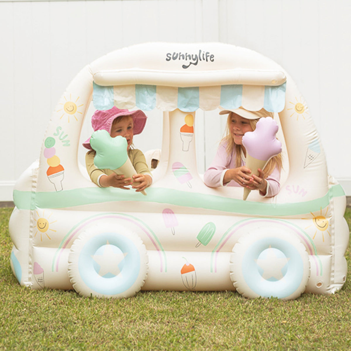 Sunnylife - Set de juego hinchable de heladería para playa y jardín para niños