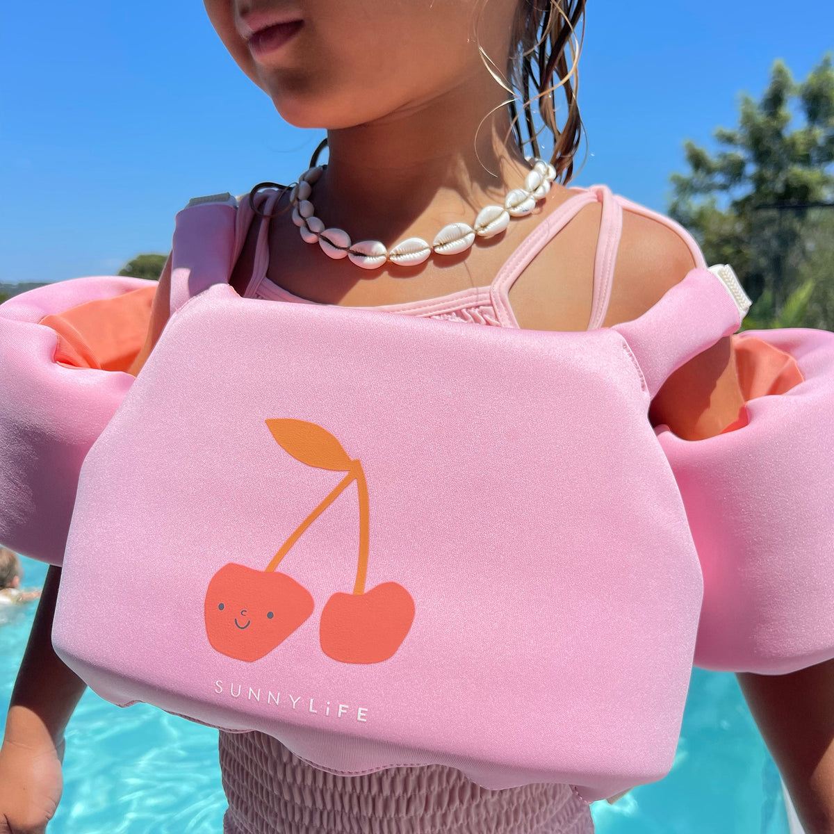 Sunnylife - Chaleco salvavidas con manguitos para niños de 4 a 6 años