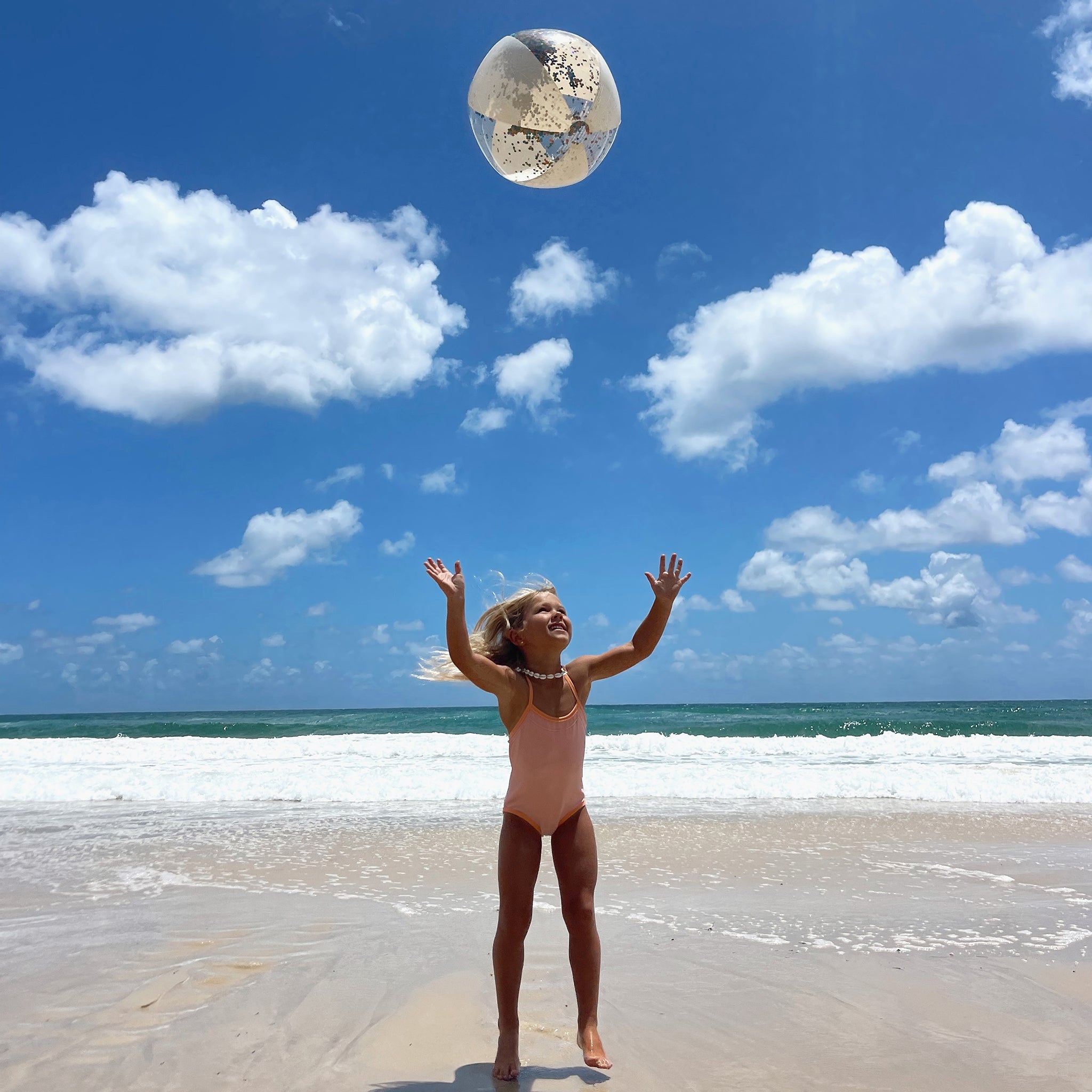 Sunnylife - Balón de playa inflable con purpurina Cotton Candy