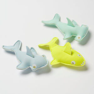 Sunnylife - Salty the Shark Juguetes de Buceo para Mar y Piscina