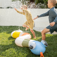 Sunnylife - Juego inflable de jardín con aspersor de agua Wild Multi