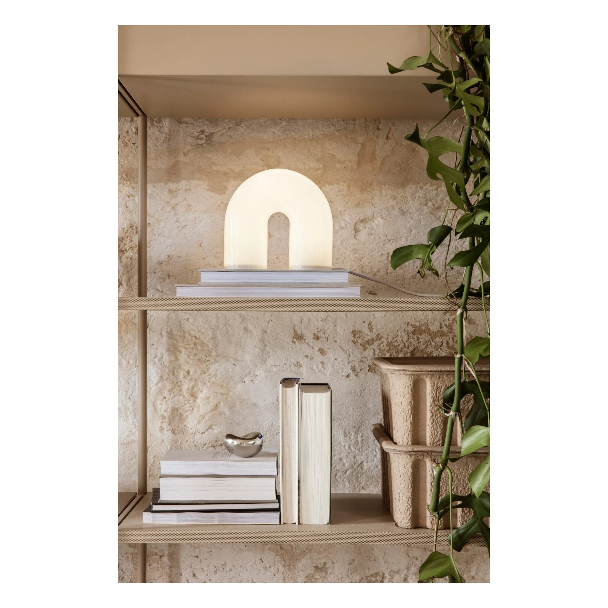Ferm Living - Lámpara de Mesa Vuelta | Blanco
